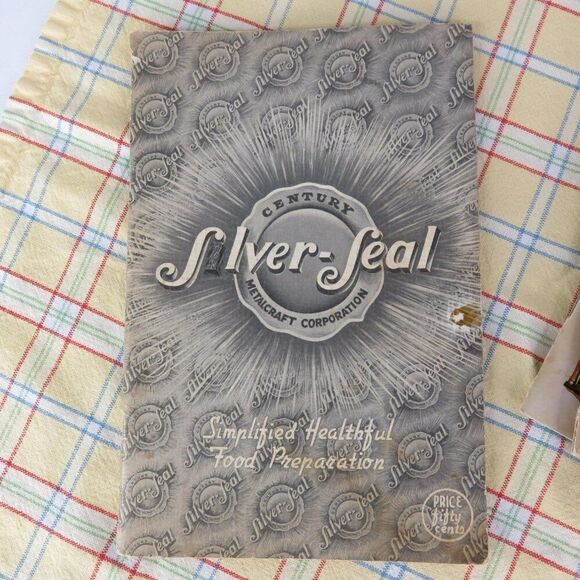 Lot of 8 Vtg Cookware Booklets Manuals Cook Books Wear-Ever Teflon West Bend - Picture 4 of 9